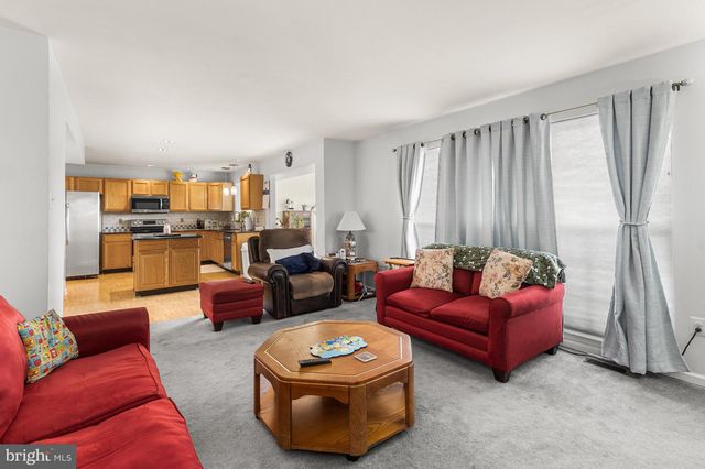 4 W LEXTON RD, New Castle, DE 19720
