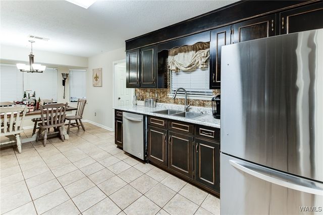 7209 Sandhurst, Tuscaloosa, AL 35405