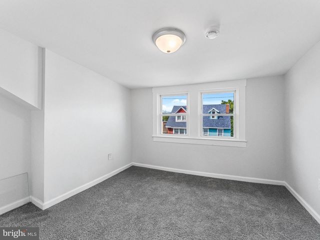 216 CUMBERLAND ST, Gloucester City, NJ 08030
