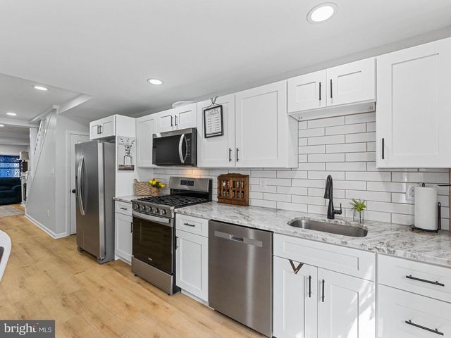 216 CUMBERLAND ST, Gloucester City, NJ 08030