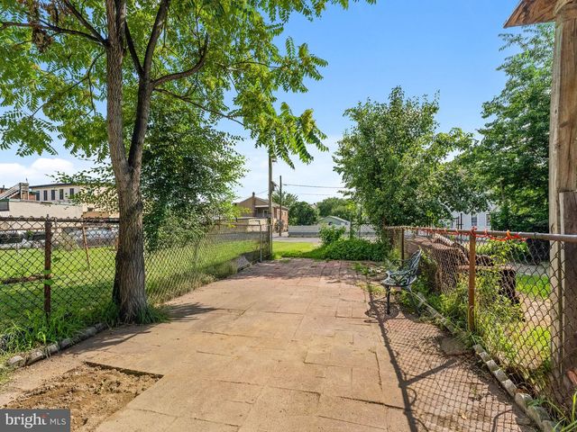 216 CUMBERLAND ST, Gloucester City, NJ 08030
