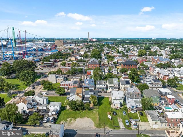 216 CUMBERLAND ST, Gloucester City, NJ 08030