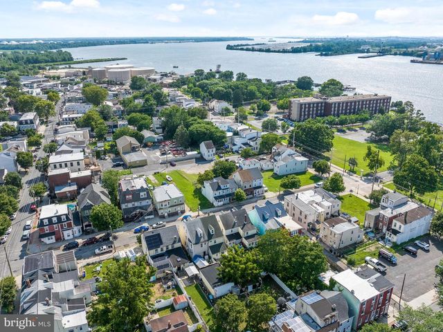 216 CUMBERLAND ST, Gloucester City, NJ 08030
