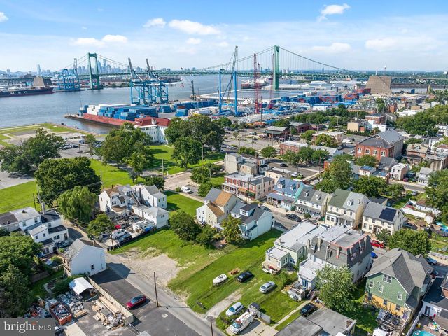 216 CUMBERLAND ST, Gloucester City, NJ 08030