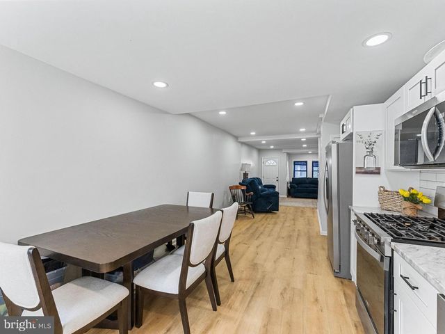 216 CUMBERLAND ST, Gloucester City, NJ 08030