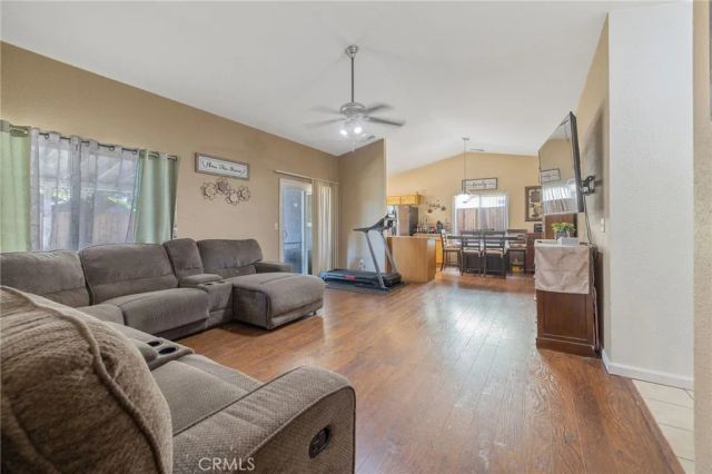 517 Tucker Avenue, Sanger, CA 93657