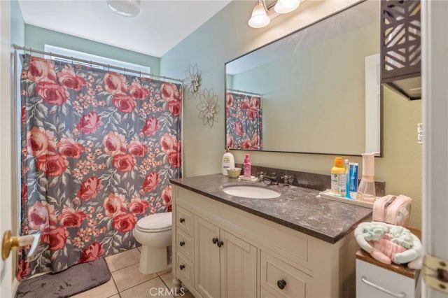 517 Tucker Avenue, Sanger, CA 93657