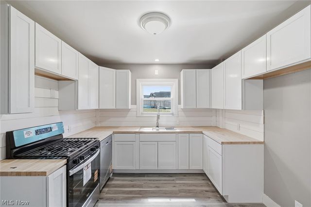 226 Rellim Drive, Kent, OH 44240