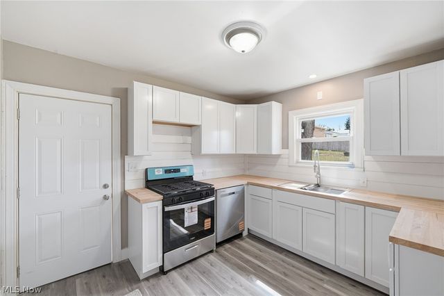 226 Rellim Drive, Kent, OH 44240