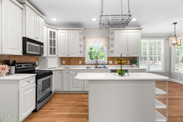 3304 Drexel Hill Court, Apex, NC 27539