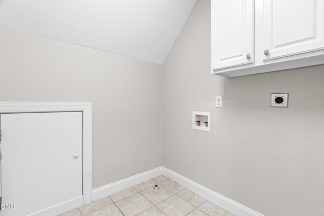 3304 Drexel Hill Court, Apex, NC 27539