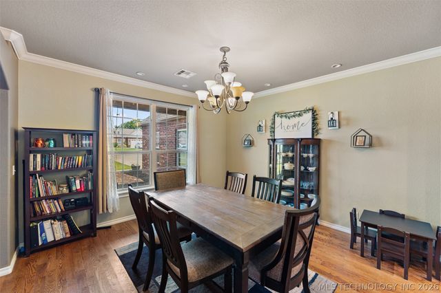 18912 Spring Creek Lane, Claremore, OK 74017