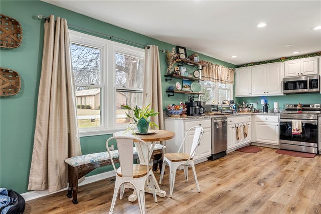 1099 S Academy Street Extension, Williamston, SC 29697