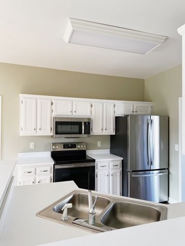 2817 Lafayette Dr, Thompsons Station, TN 37179