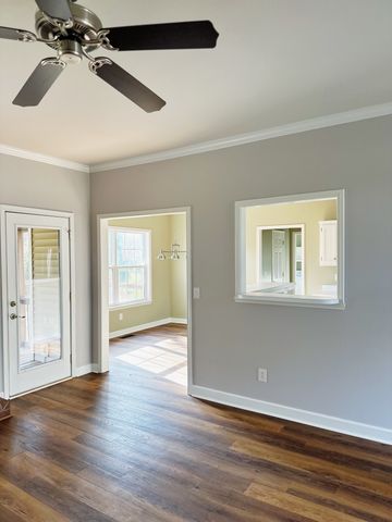 2817 Lafayette Dr, Thompsons Station, TN 37179