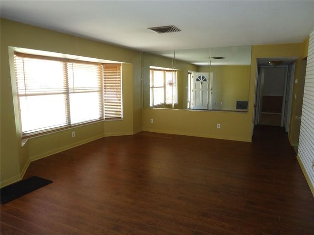 5463 4TH AVENUE N, St Petersburg, FL 33710