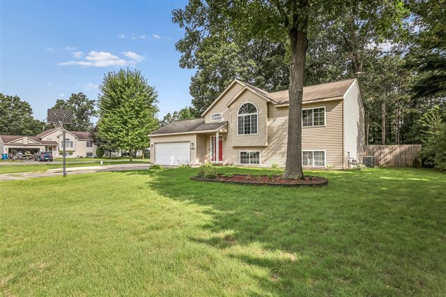 6640 Megan Court, Muskegon, MI 49442