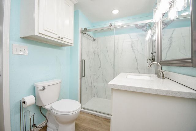 2116 W Bayshore Drive, Palacios, TX 77465