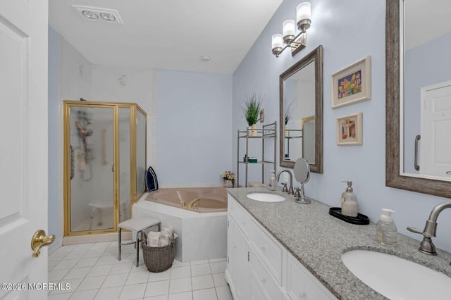 64 Symphony Avenue, Bayville, NJ 08721