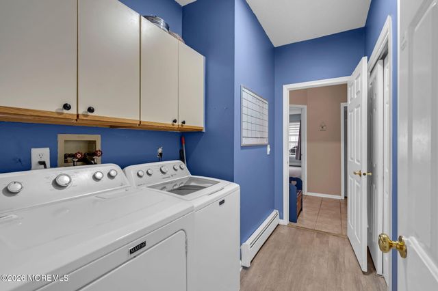 64 Symphony Avenue, Bayville, NJ 08721