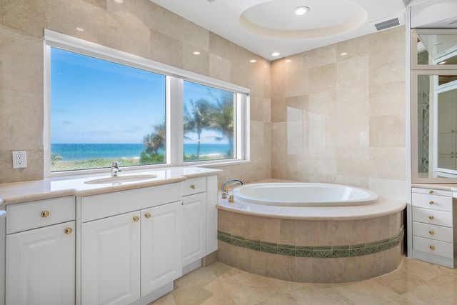 2494 S Ocean Boulevard F, Boca Raton, FL 33432