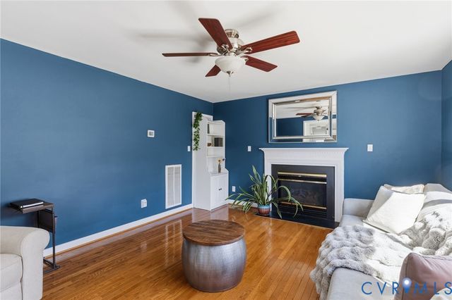 10301 Fraser Ct, Henrico, VA 23233