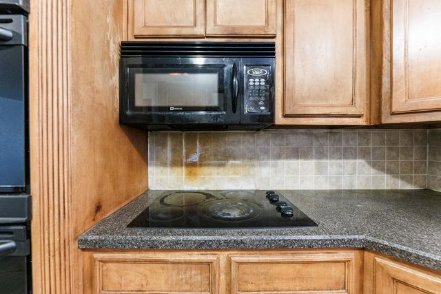 5517 16th Place, Lubbock, TX 79416