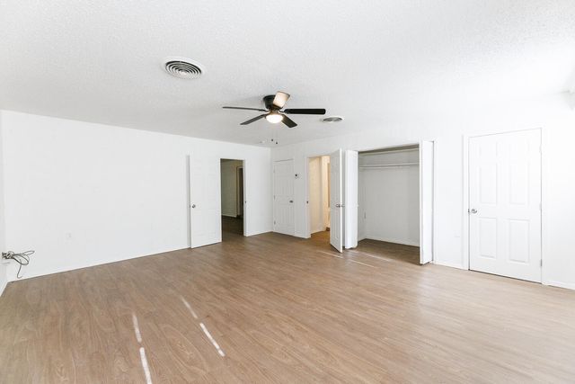 5517 16th Place, Lubbock, TX 79416