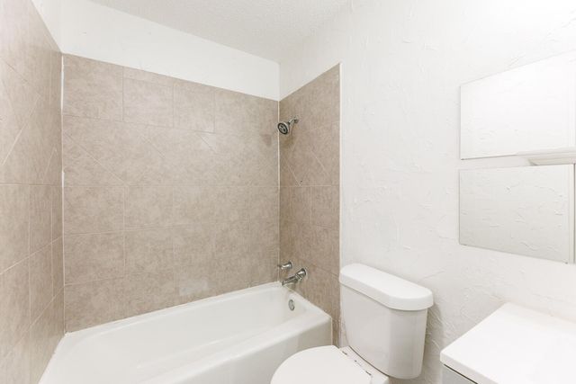5517 16th Place, Lubbock, TX 79416