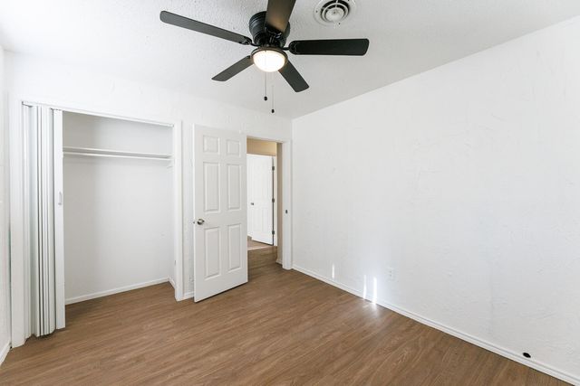 5517 16th Place, Lubbock, TX 79416