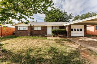 5517 16th Place, Lubbock, TX 79416