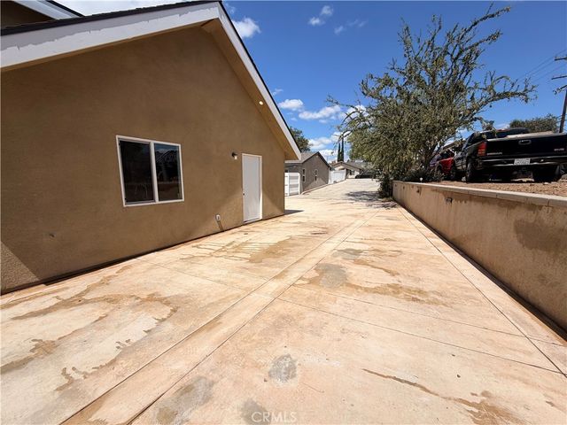 3436 Pontiac A, Jurupa Valley, CA 92509