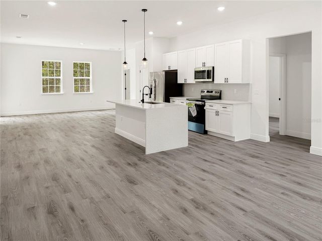192 MARION OAKS GOLF WAY, Ocala, FL 34473