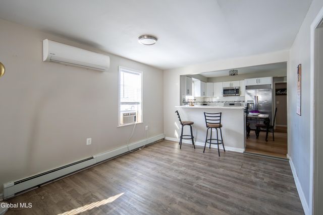 61 Tyler Street, Troy, NY 12180
