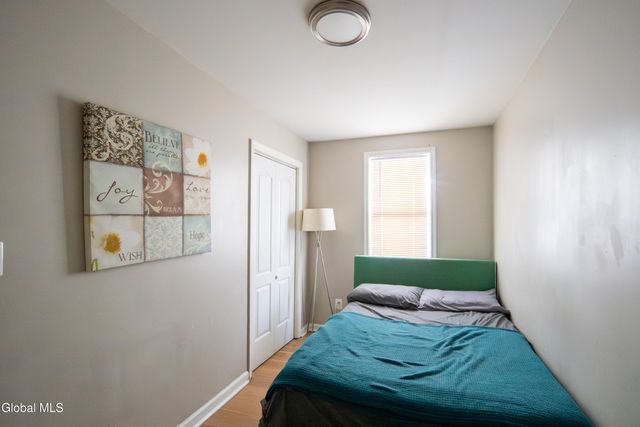 61 Tyler Street, Troy, NY 12180