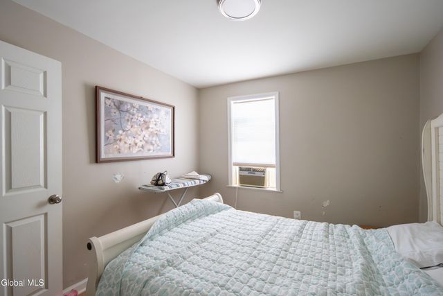 61 Tyler Street, Troy, NY 12180