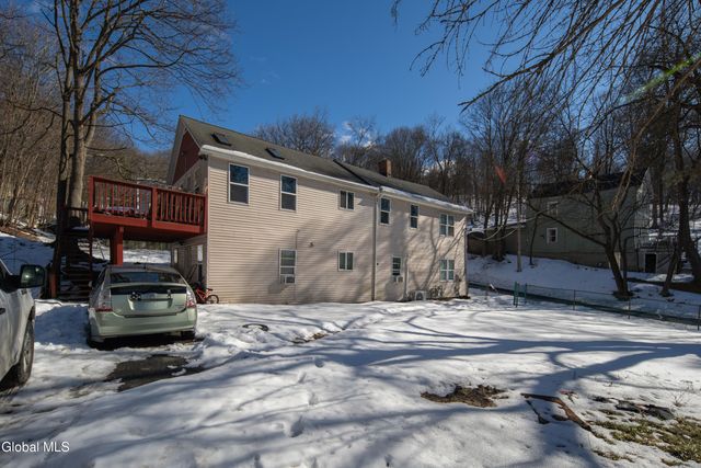 61 Tyler Street, Troy, NY 12180