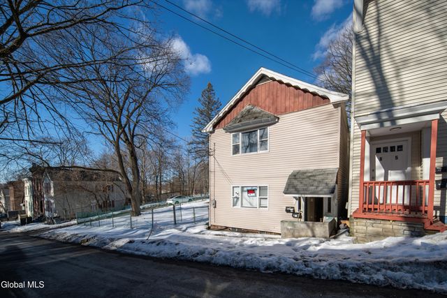 61 Tyler Street, Troy, NY 12180