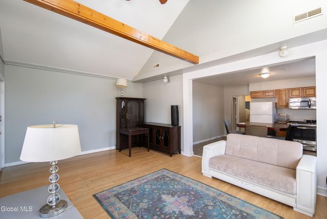 61 Tyler Street, Troy, NY 12180