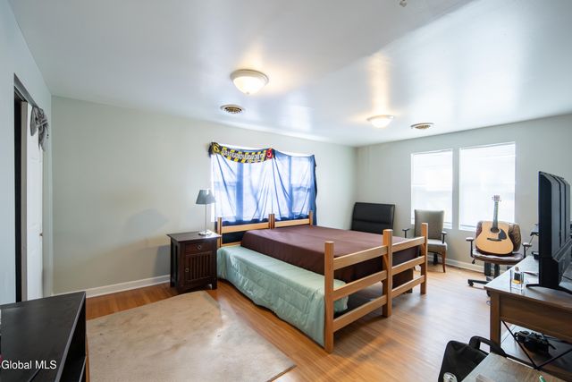 61 Tyler Street, Troy, NY 12180