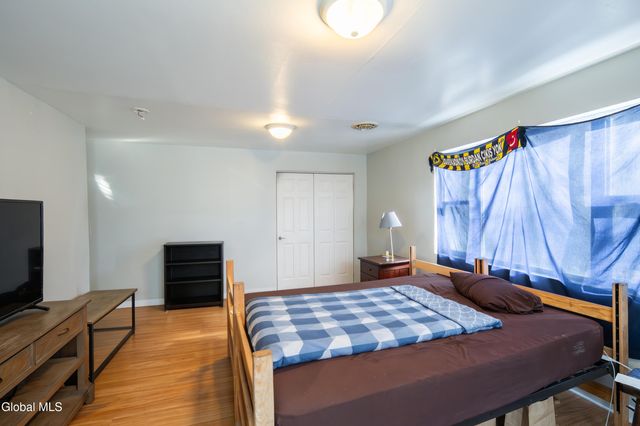 61 Tyler Street, Troy, NY 12180