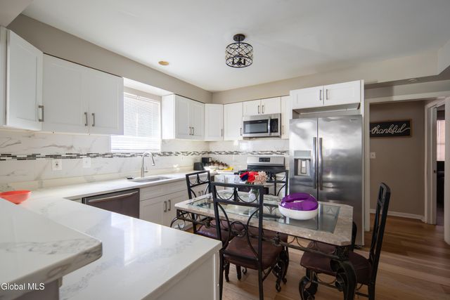 61 Tyler Street, Troy, NY 12180