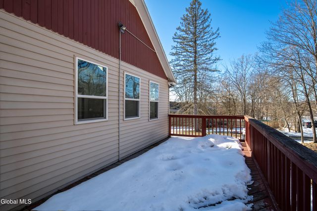 61 Tyler Street, Troy, NY 12180