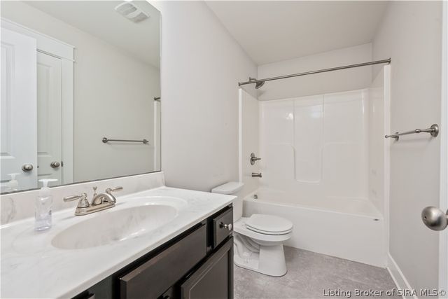 1041 Villas Court, Greenville, IN 47124