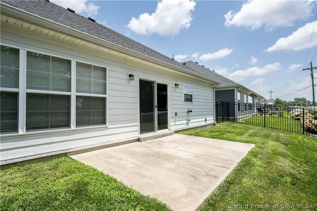 1041 Villas Court, Greenville, IN 47124