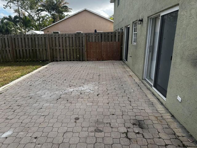 140 Pheasant Run Boulevard, West Palm Beach, FL 33415