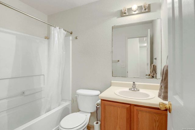 8036 Maverick Climb, San Antonio, TX 78250