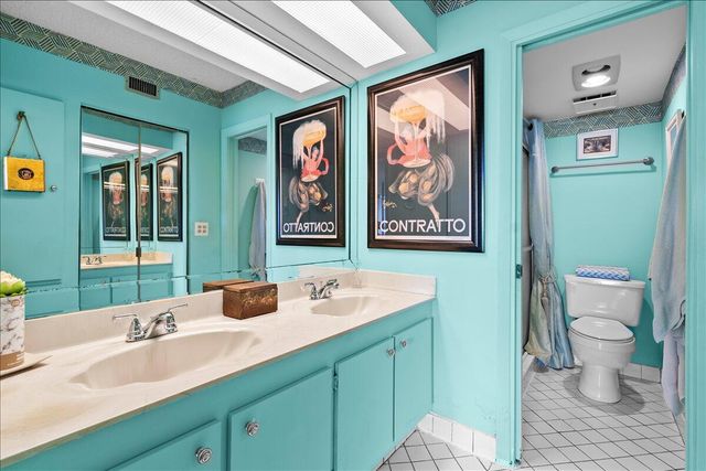 6768 10th Avenue N 410, Greenacres, FL 33467