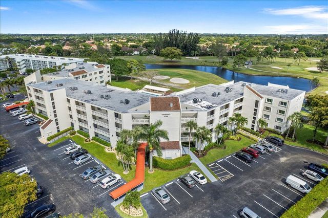 6768 10th Avenue N 410, Greenacres, FL 33467