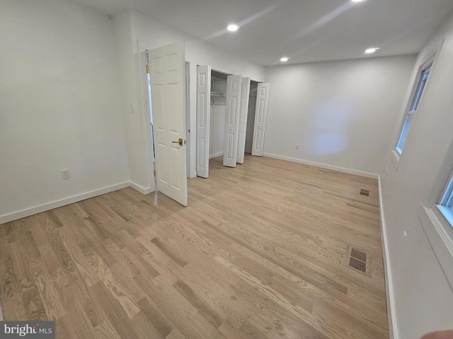 8760 STONERIDGE DR, Manassas, VA 20111